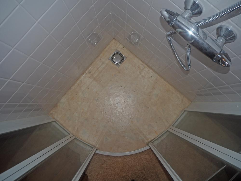 Aft cabin, Accommodation